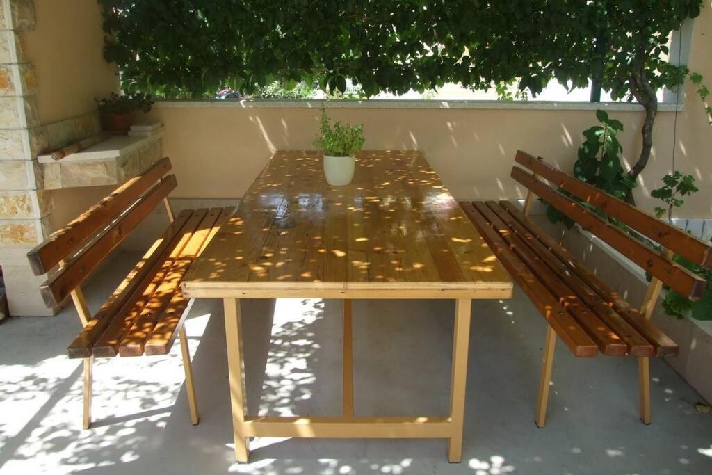 Cosey Studio Apartment For 2 Free Private Parking Makarska Exterior foto