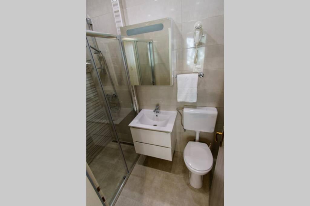 Cosey Studio Apartment For 2 Free Private Parking Makarska Exterior foto